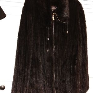 Elegant Black Mink Fur Jacket